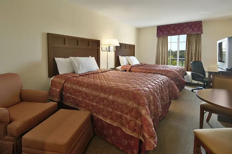 Super 8 Bowling Green North