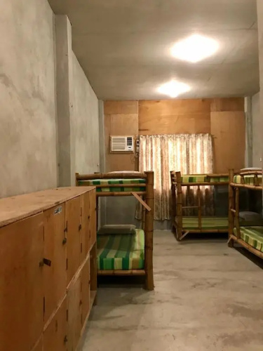 Sharky Hostel Oslob