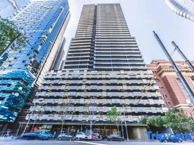 Southern Cross Modern 1BR Steps from Everything MEL CBD