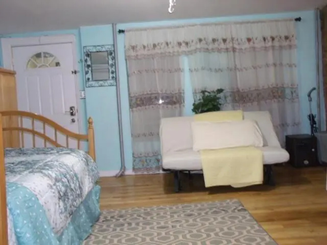 Cottage Feel Ground Floor Studio