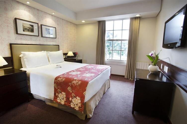 Hotel Vila InglesaOver view