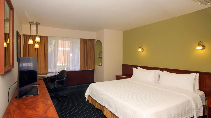 Double Suite