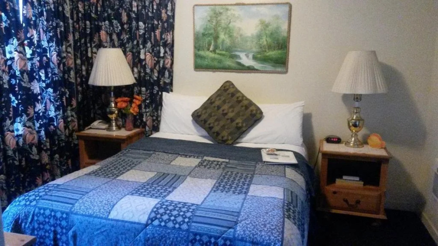 The Mallard House Inn