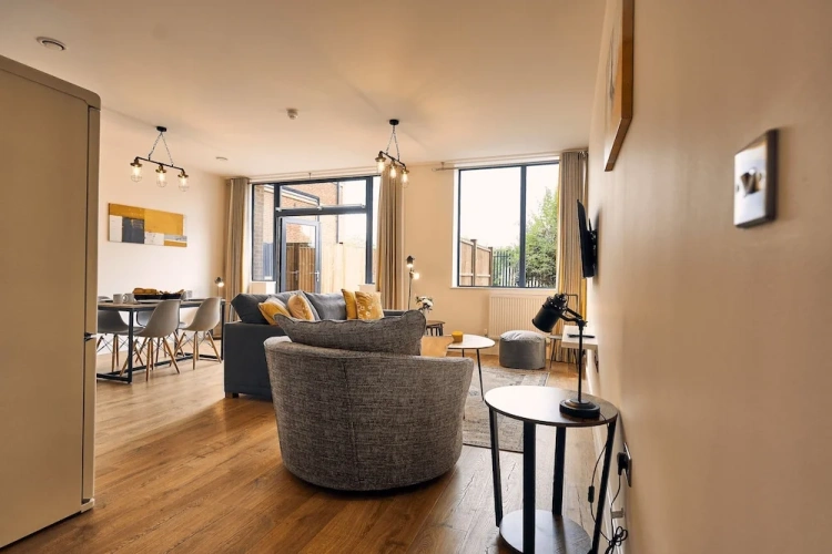 Superior Apartment