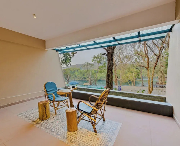 Silverbill Resorts