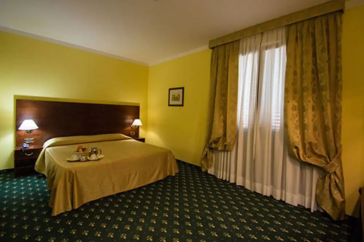 Hotel President