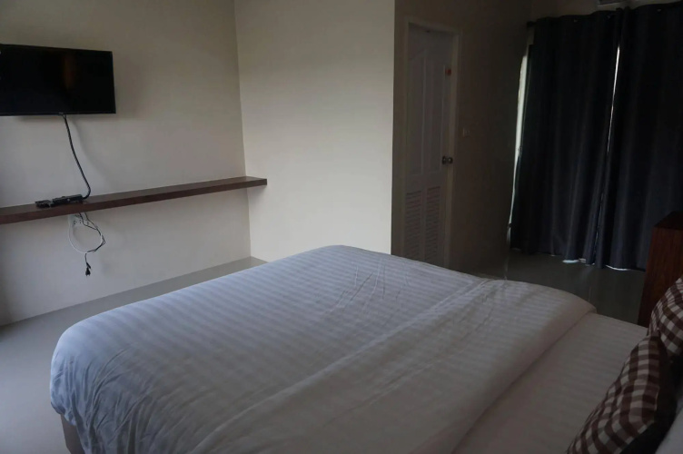 Hyde Place Resort