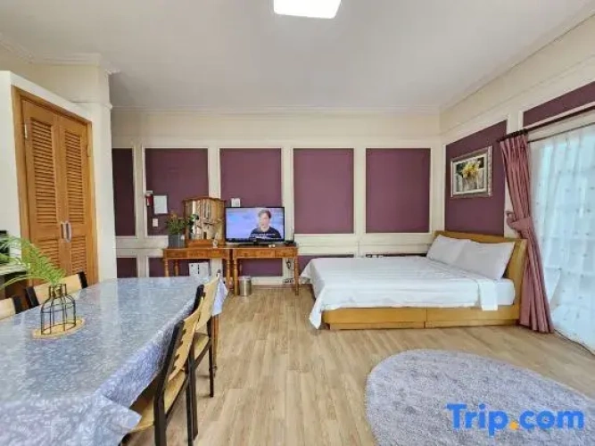 Deluxe Double Family room