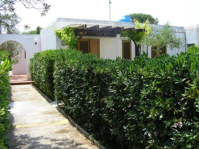 2 Bedrooms Cottage