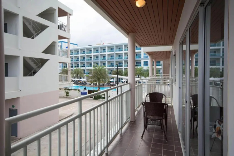 Grandbeach A31 by malai