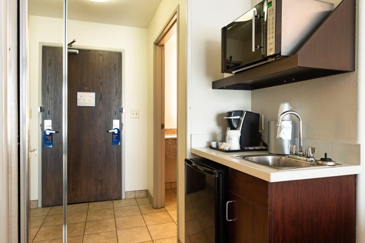 Quadruple Suite