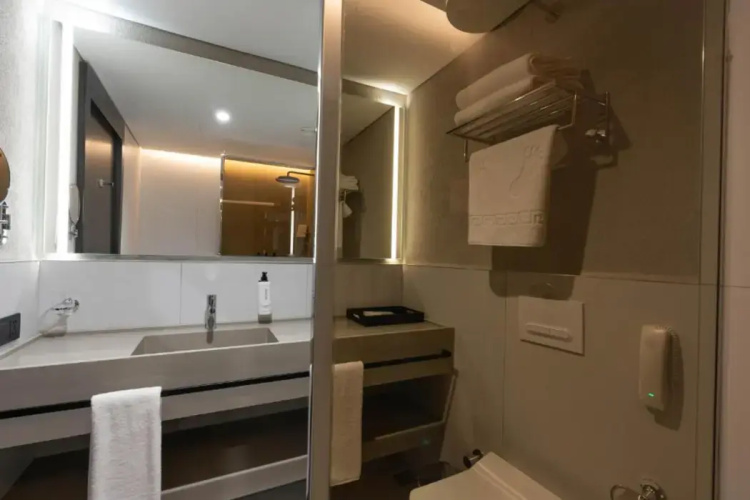 DDK Collection Hotel