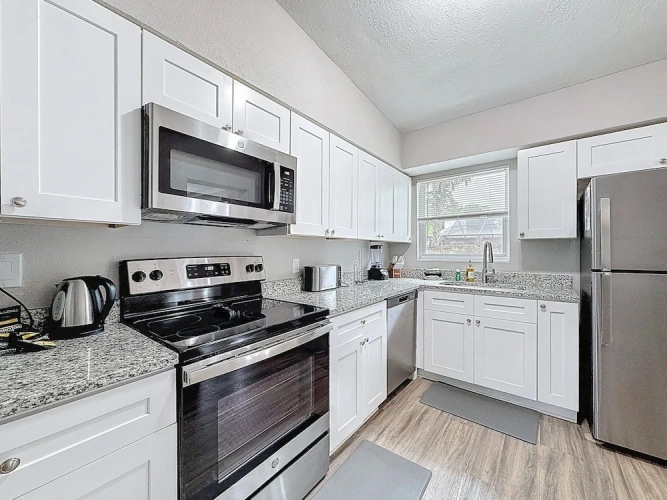3 Bedrooms Cottage