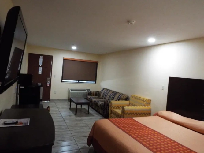Quadruple Suite with view