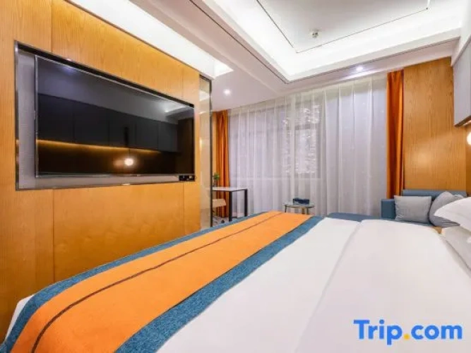 Standard Double room with courtyard view