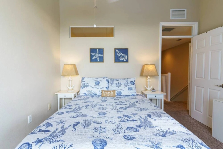 577 Little Harbor