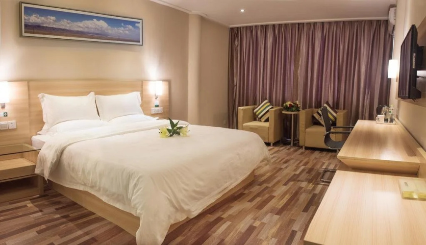 Huayi Hotel