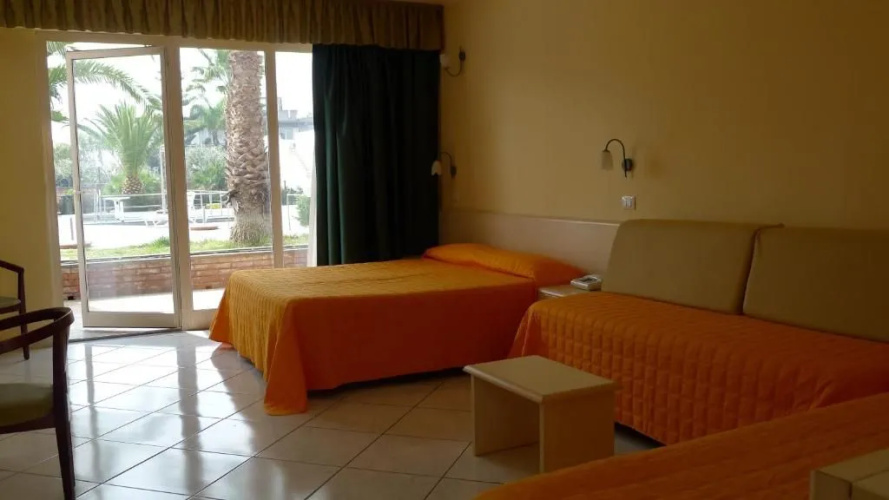 King's House Hotel Resort