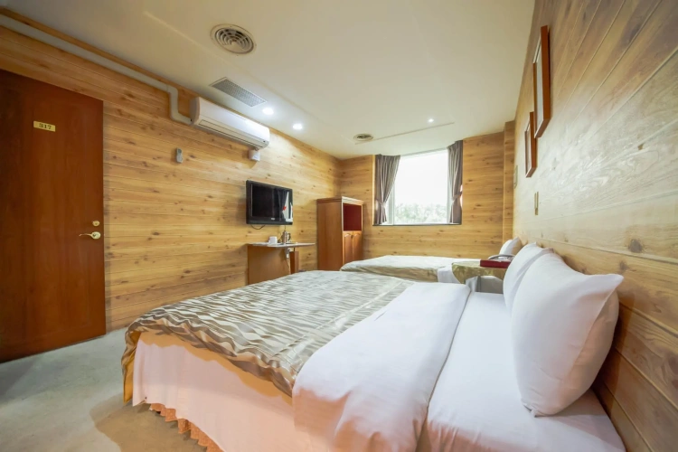 Superior Quadruple room