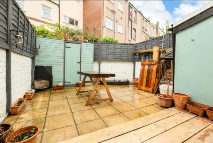 2 Bedroom Montpellier Home