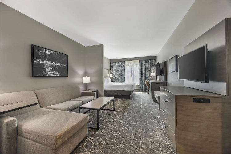 Double Suite