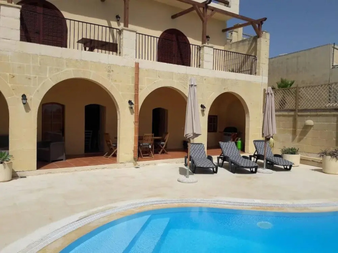 Tas Suplu Farmhouse Gozo