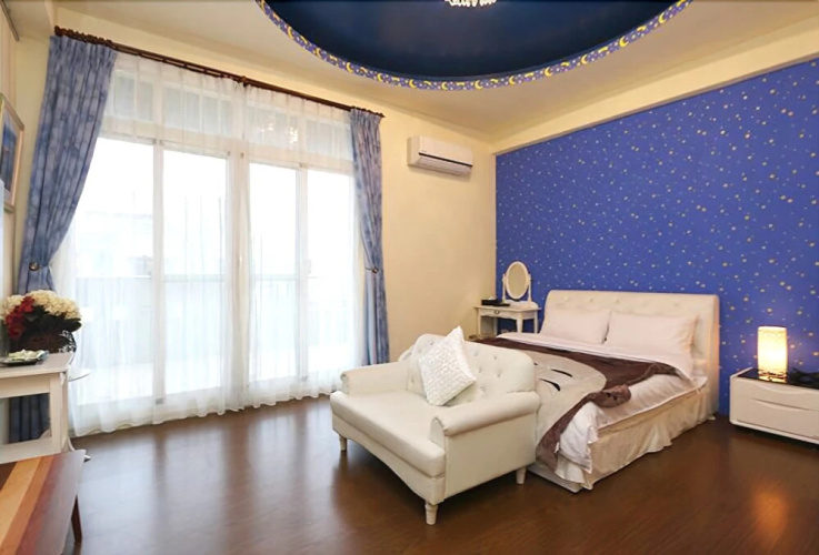 19 Platform Bed