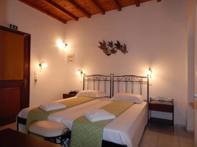Deluxe Quadruple room