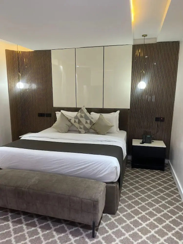 Portland Suites