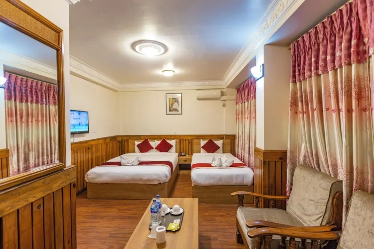Deluxe Suite