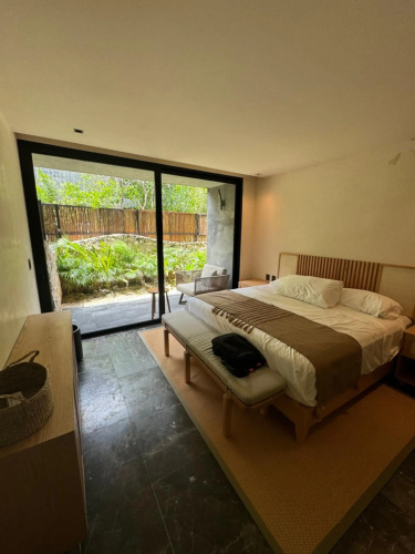 Lovely 2Bedroom apartment serviced + pool & garden