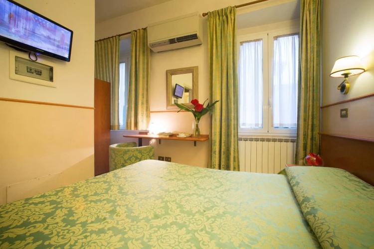 Hotel Montreal