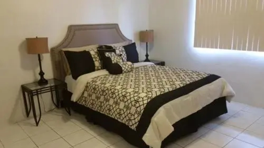 Beautiful 2 bedroom 1 bath