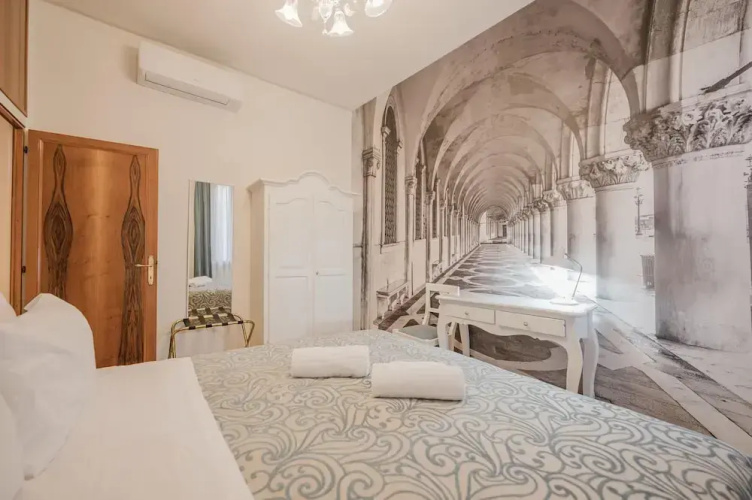 Santo Stefano Palace