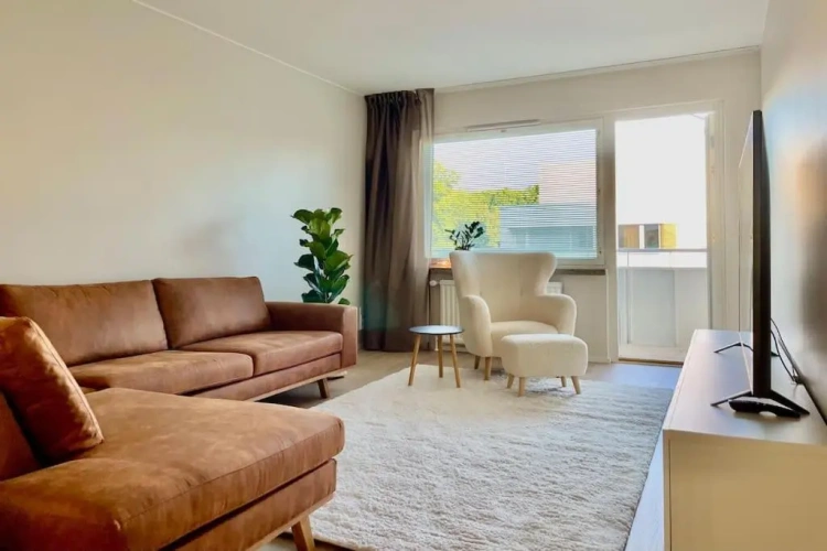 2 Bedrooms Apartment