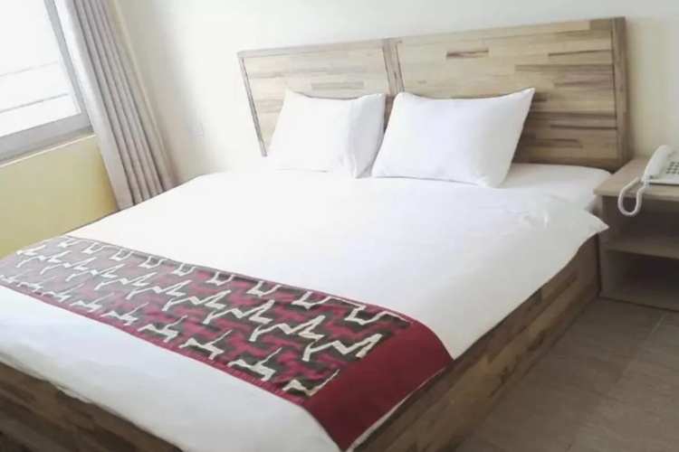 Roots Apartment Hotel