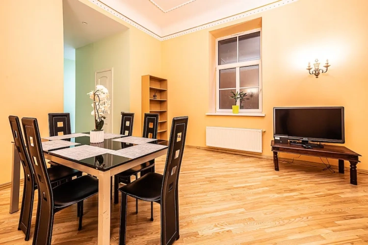 Classic Apartment