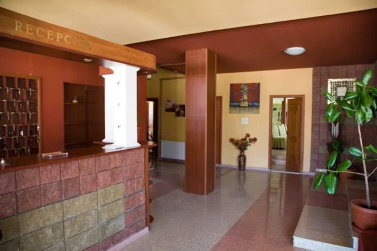 Hotel Uni Palas Ii
