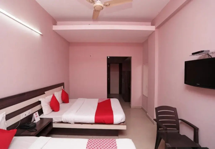 Hotel Janaki Residency
