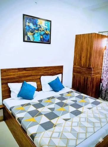 Parvati Home Stay