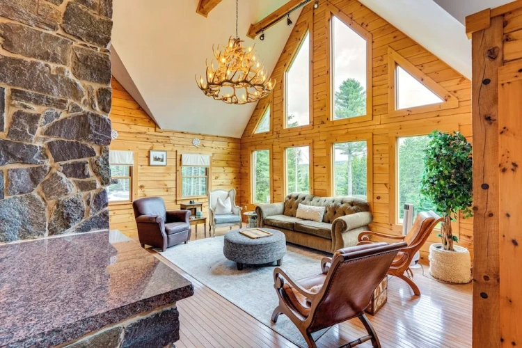 4 Bedrooms Cottage