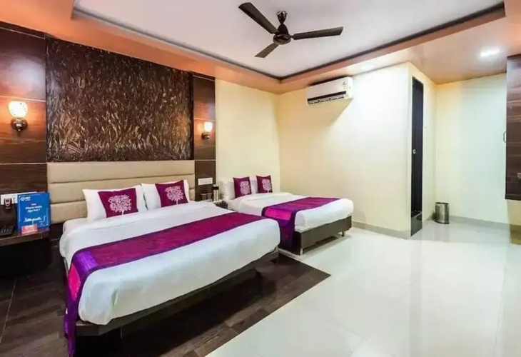 Shri Laxmi Narayan Bungalow