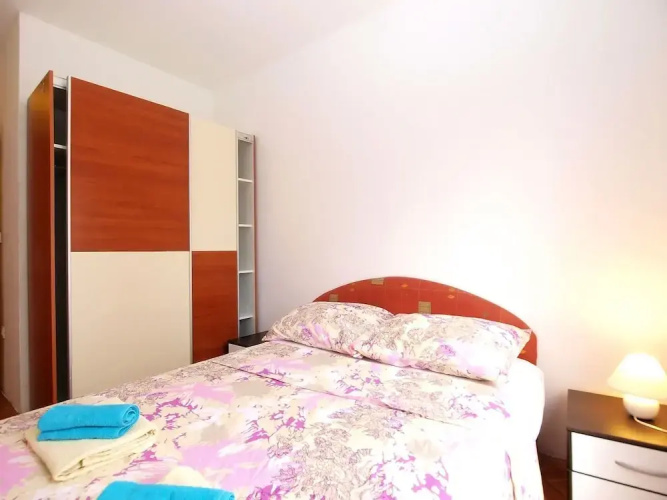 Apartment 1475