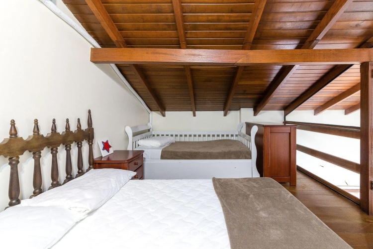 Apto 2qtos churrasq. 400 à praia | Jurerê - JBA202