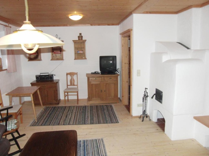 3 Bedrooms Apartment