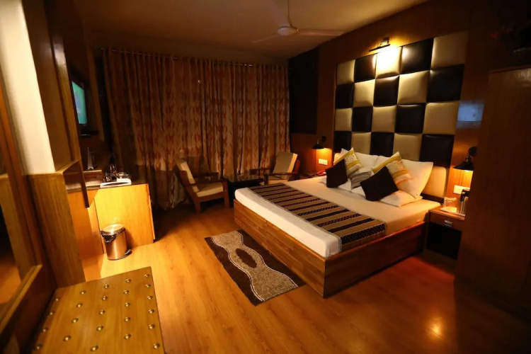 Hotel Natraj Pure Veg
