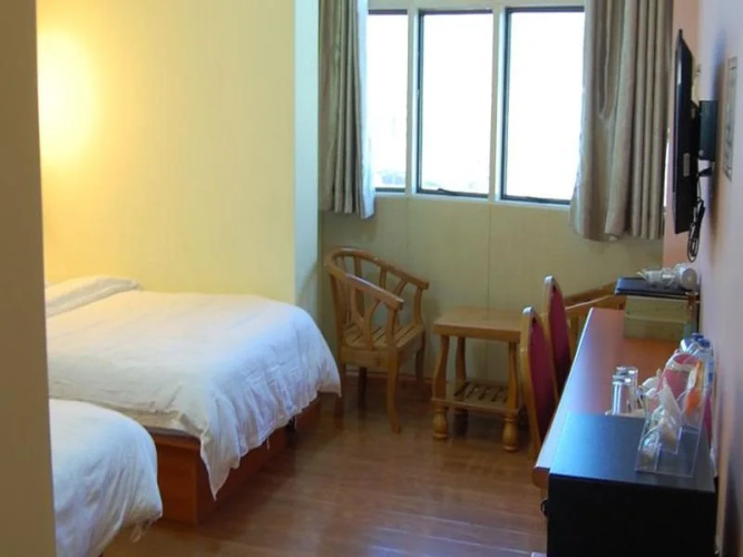 New Aye Yar Hotel