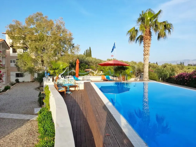 Perikles Hills