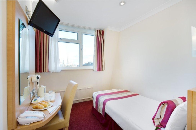 Standard Single room
