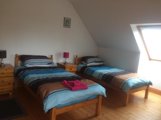 3 Bedrooms Cottage